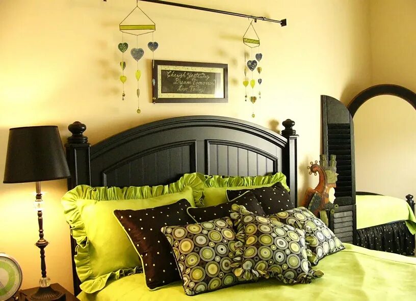 Сочетание цветов оливковый в интерьере спальни Pin on Loft stílus Loft style