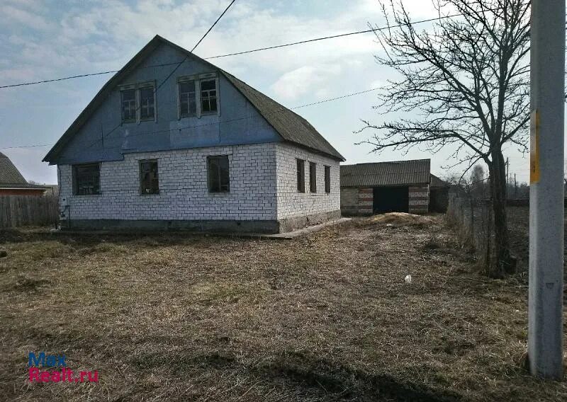 Усадьба Левшиных в Хомутовке. Хомутовка Курская область. Поселок Хомутовка Курской области. Калиновка Хомутовский район дом Хрущева.