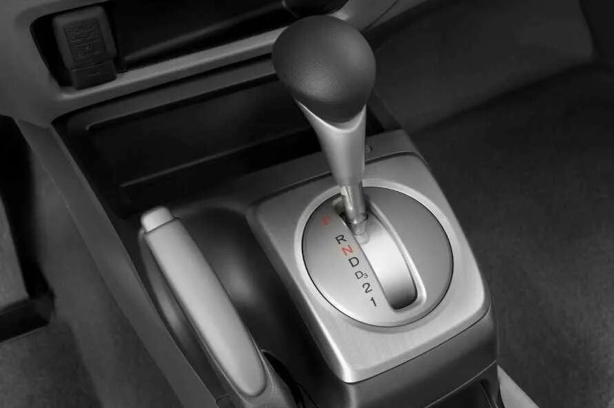 Что такое коробка передач робот. Honda civic 2007 автомат робот. honda civic 2001 хэтчбек автомат или вариатор. хонда цивик роботизированная коробка. honda civic 2010 коробка передач.