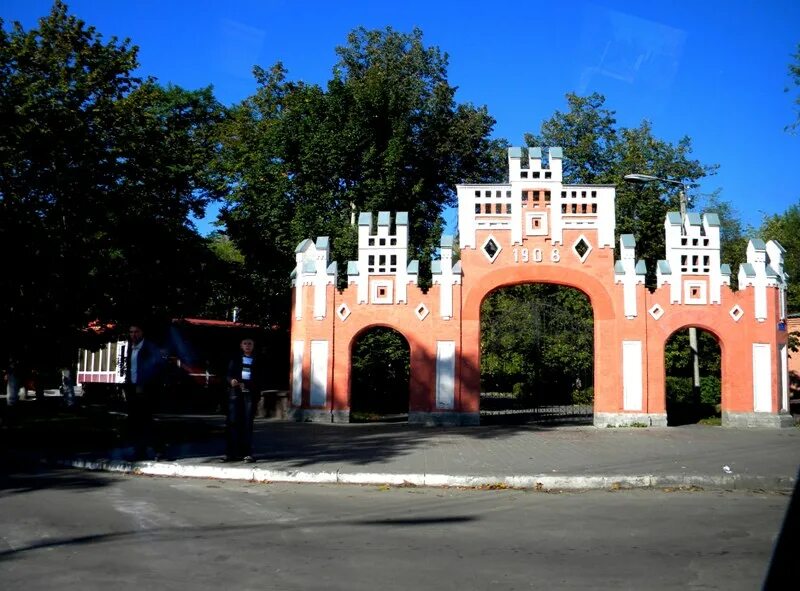 Острогожск центр города. Музей крамского острогожск. Острогожский центр. Острогожск вокзал. Острогожск центр.