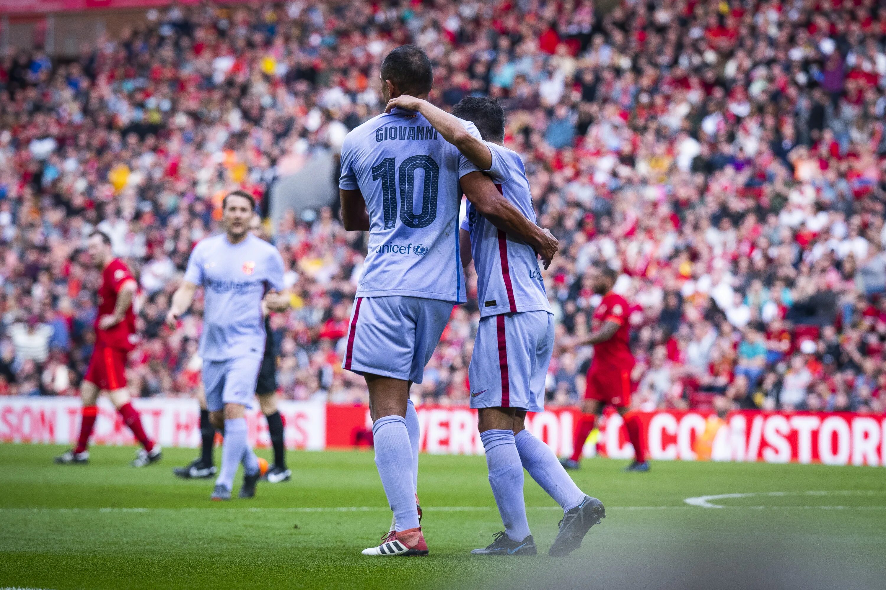 Ливерпуль Барселона Легенда. Liverpool Legends. Liverpool FC vs Barcelona. Барселона матчи.