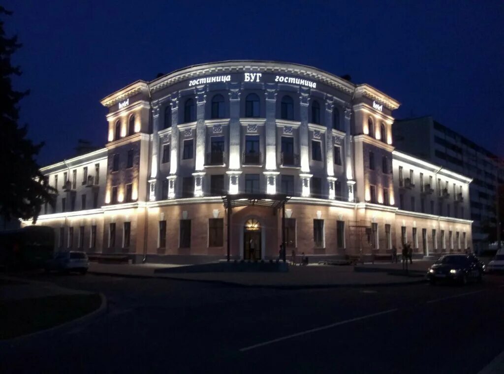 Отель буг брест. Отель панорама белоруссии. Ленина, 2, брест. Гостиница молодежная брест. Г брест ресторан буг.