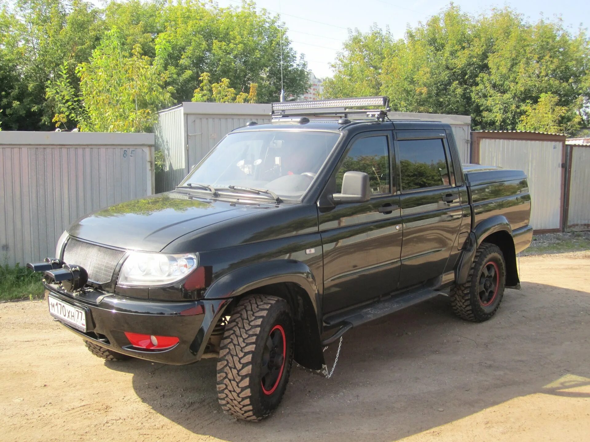 Дром куплю 66. УАЗ Патриот пикап 2010. УАЗ Патриот пикап 2013. UAZ Patriot Pickup Tuning. Люк УАЗ Патриот пикап 2013.