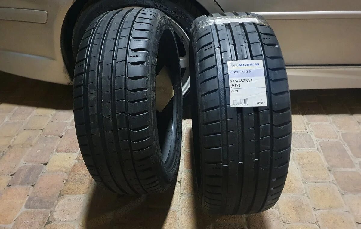 Michelin pilot sport 5 225 45. Мишлен пилот спорт 5 225 45 17. Michelin Pilot Sport 3 235/45/18. Мишлен пилот спорт 5. Michelin Pilot super Sport 285 40 19.