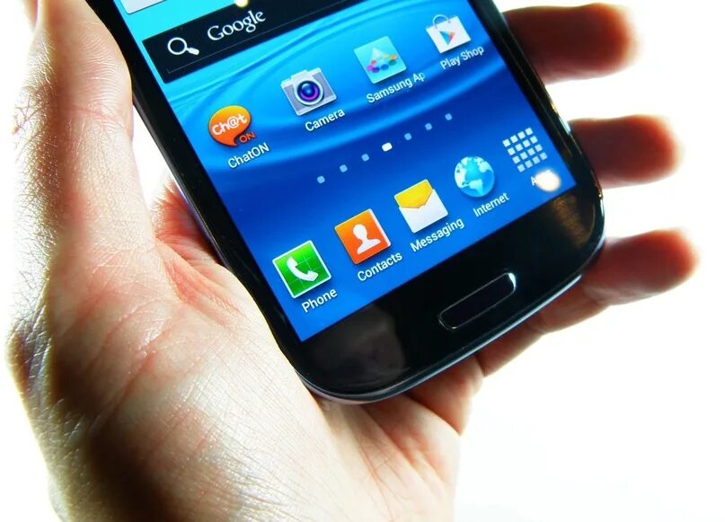 Galaxy s видео. Samsung Galaxy s3. Samsung Galaxy s3 Mini. Samsung s3 Mini в руке. Samsung Galaxy s III.
