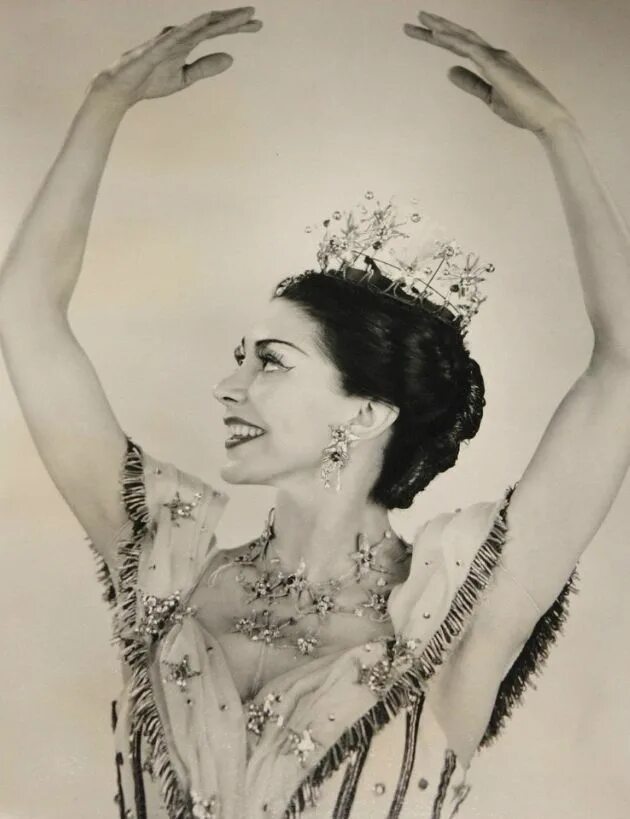 Балерина фонтейн 5 букв. Бессмертнова балерина. Марго Фонтейн. Марго Фонтейн балерина.