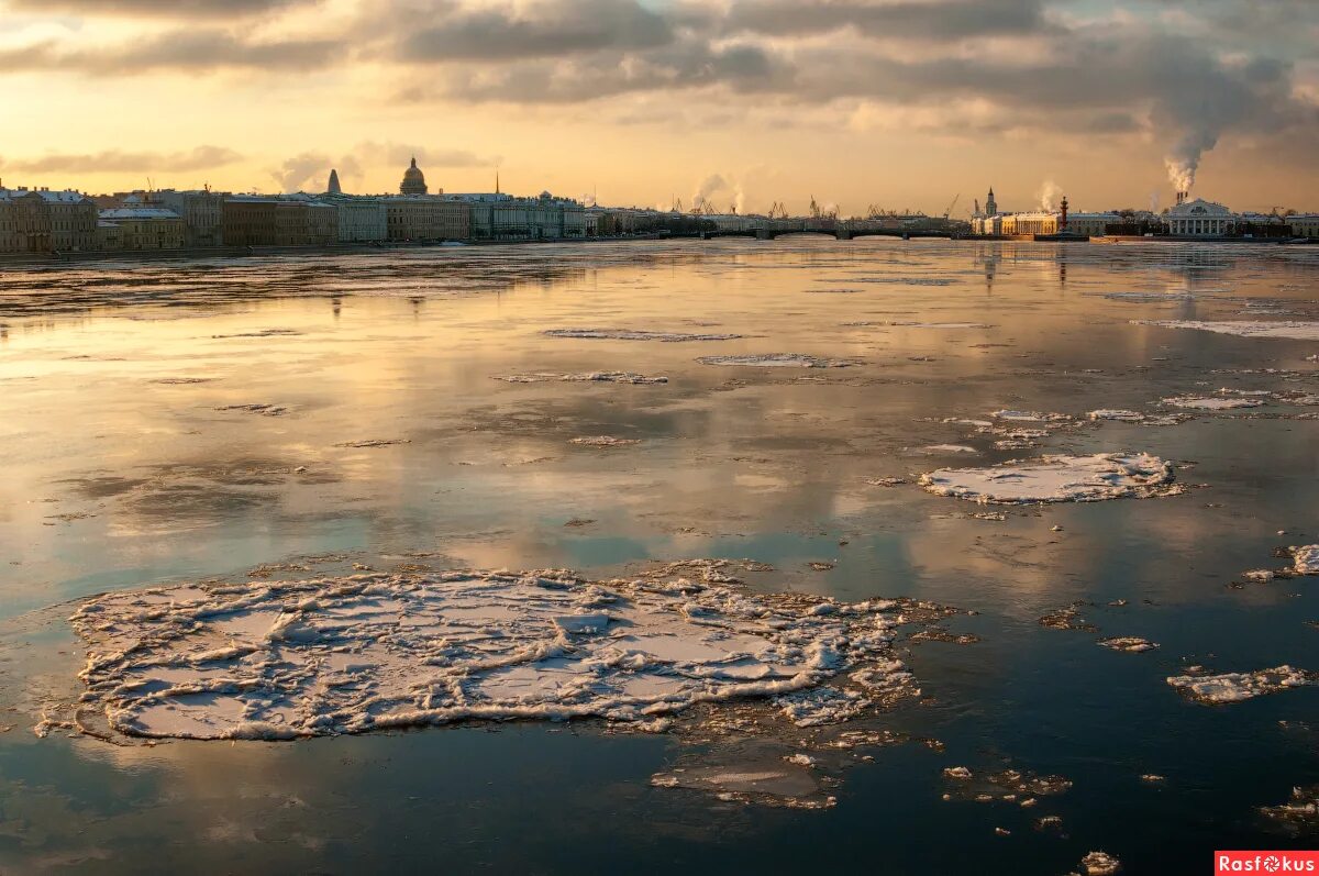 Ледоход спб