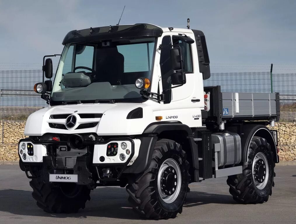 Mercedes-Benz Unimog u430. Mercedes Benz Unimog 2022. Мерседес Унимог 2022. Unimog 430.