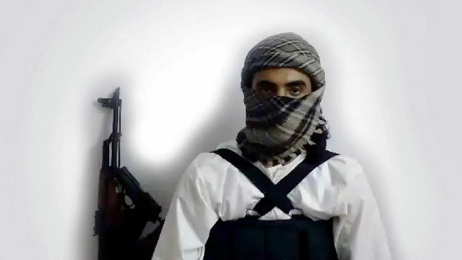 Лица террористов сити. Шахид террорист смертник. Одежда террористов.
