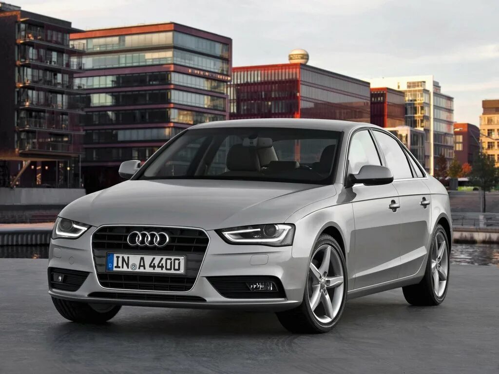 Картинки а4. Audi a4 2013. Ауди а4 2012. Audi a4 b8. Ауди а4 2013.