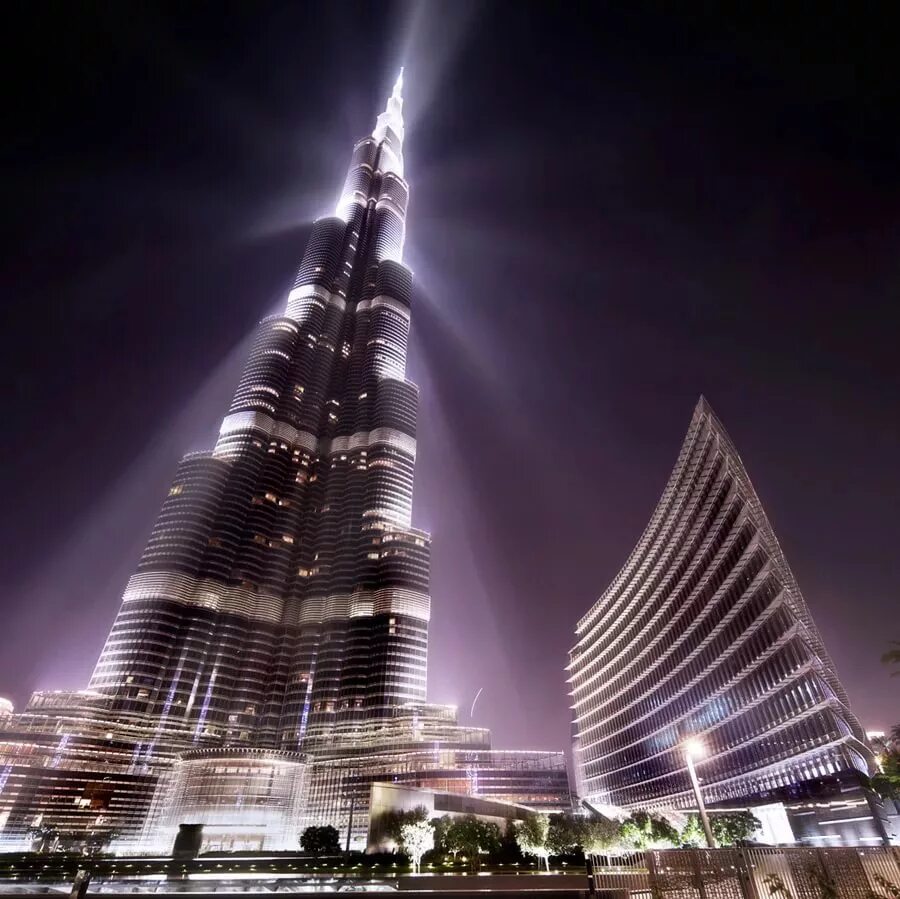 Халиф здание в дубае. Бурдж-Халифа Дубай. Dubai Бурдж Халифа. ОАЭ здание Бурдж-Халифа. Дубай здание Бурдж Халифа.