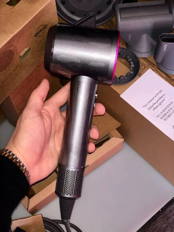 гравировка на дайсон