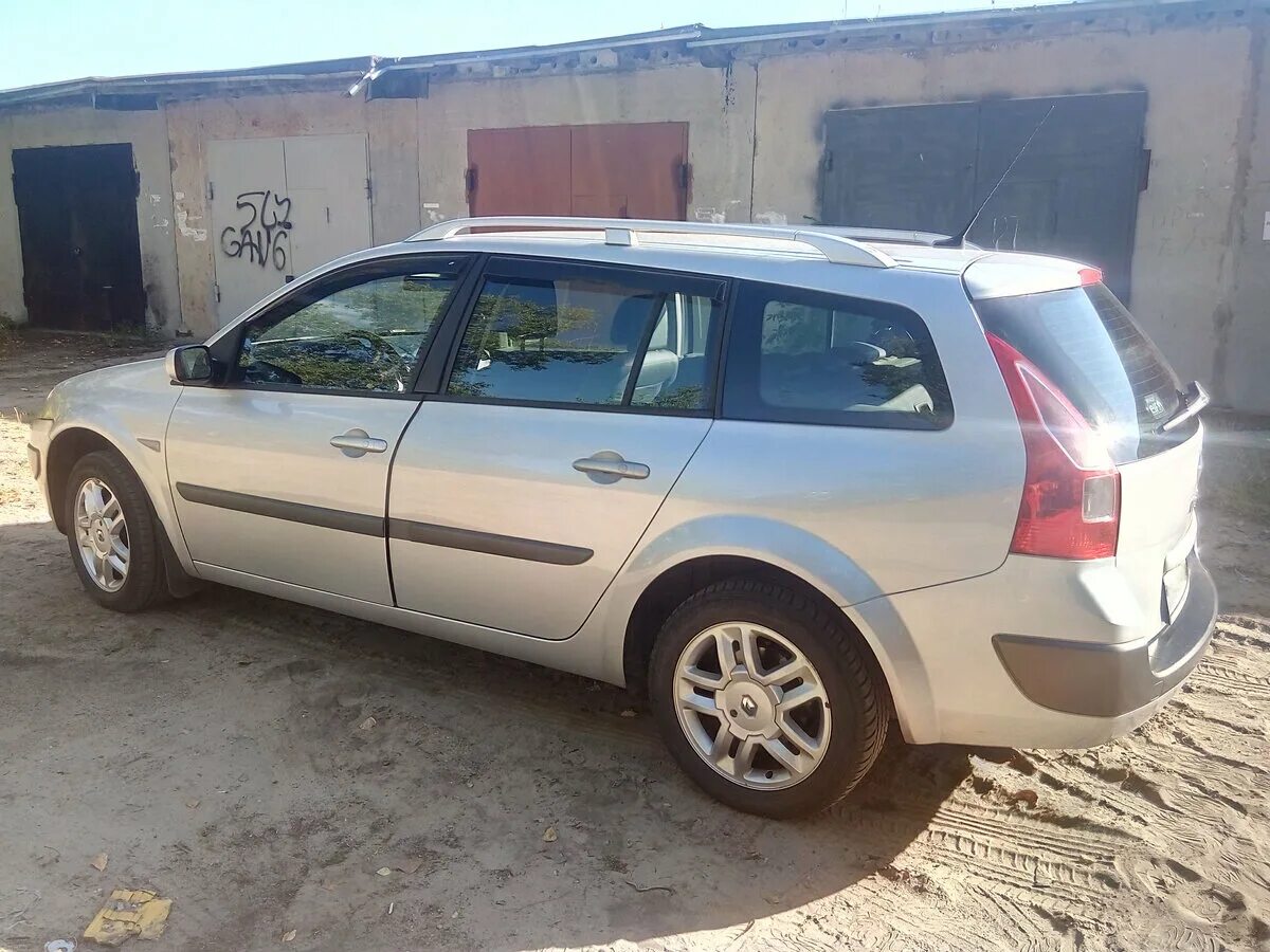 Рено меган 3 универсал. Рено меган 3 универсал 2011. Рено меган универсал 2007. Renault megane 2008 универсал. Рено меган 3 1.