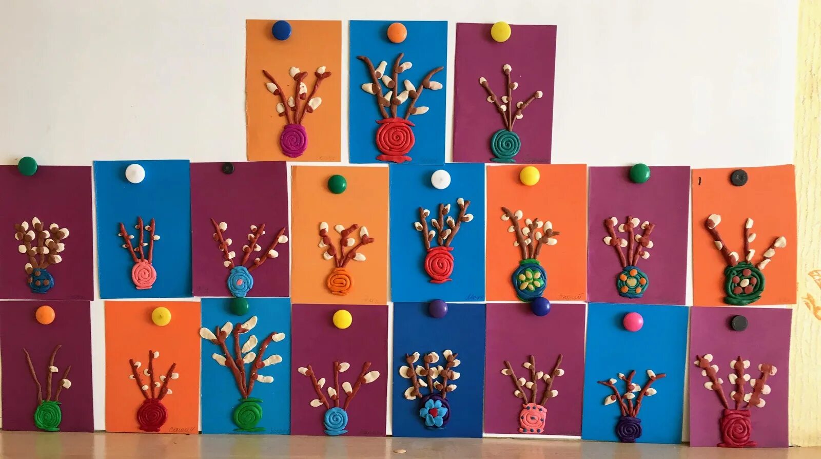 бросовый материал поделки в детский сад. аппликация на тему дружба в подготовительной группе. поделки из бросового материала. лепка из пластилина в подготовительной группе. что можно сделать в подготовительной группе.