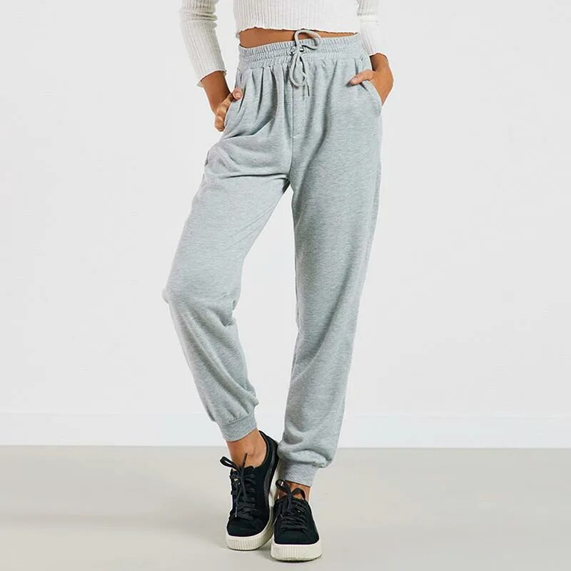 Спортивные штаны фото. Вэй Nike 336 штаны широкие трикотажные. Harem Pants Jogger свободные. Joggers woman штаны. Джоггеры женские эластик.