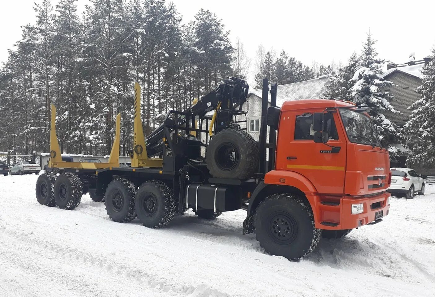 КАМАЗ 43118 лесовоз. КАМАЗ 43118 Фискарс сортиментовоз. КАМАЗ 43118 лесовоз с манипулятором роспуск. КАМАЗ 43118 лесовоз с манипулятором.