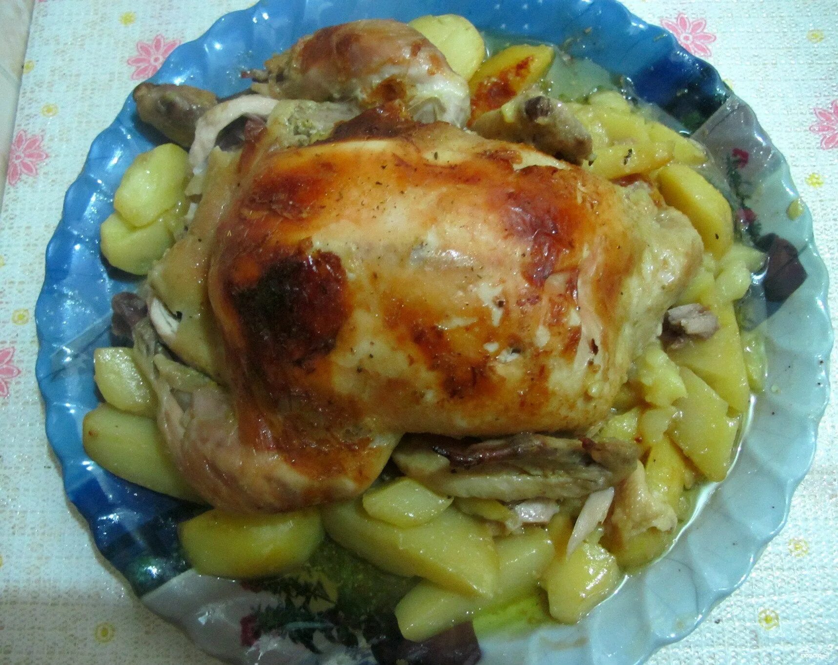 Курица с картошкой в рукаве. Курица с картошкой в духовке в рукаве. Запечь курицу в рукаве.