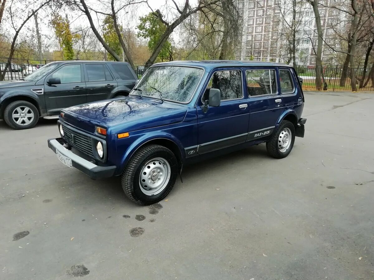 Ваз 2131 в омске. Lada 2131 СП. ВАЗ 2131 Улан. ВАЗ 2131 2021 синяя. ВАЗ 2131 ретро стиль.