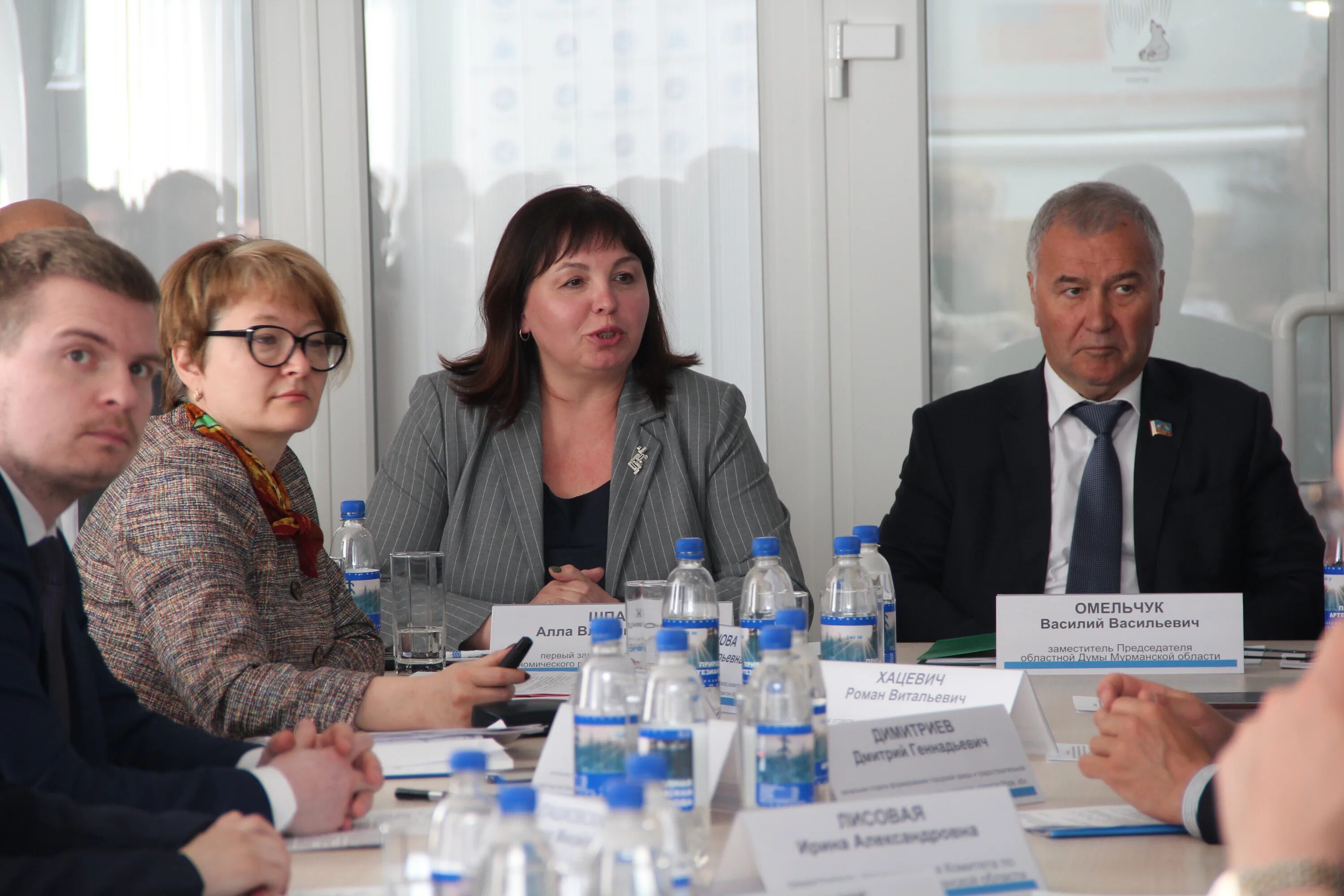 Цзн полярный. Юридическая консультации в службе занятости. С центр занятости биржа. Гку центр занятости населения. Кадровый центр.