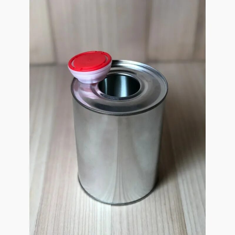 Белая металлическая банка. Жестяная банка 1 литр. Банка жестяная 0,5 л с крышкой. Банка жестяная 1л с крышкой. Банки из белой жести.