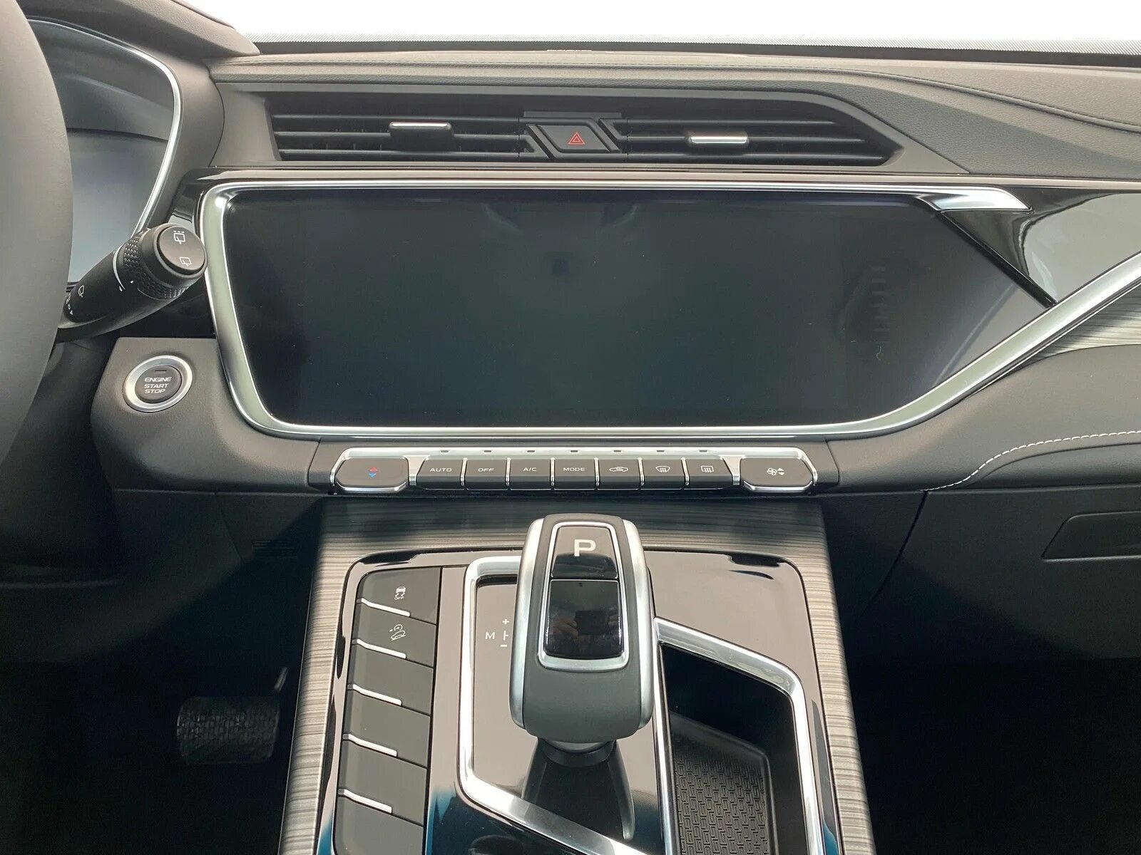 Geely atlas 2025 руль. Geely f7 pro.