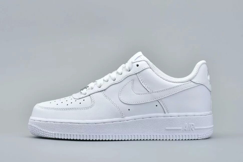 Force first force. Nike Air Force 1 White. Nike Air Force 1 Low White. Nike Air Force 1 белые. Nike Air Force 1 Low белые.