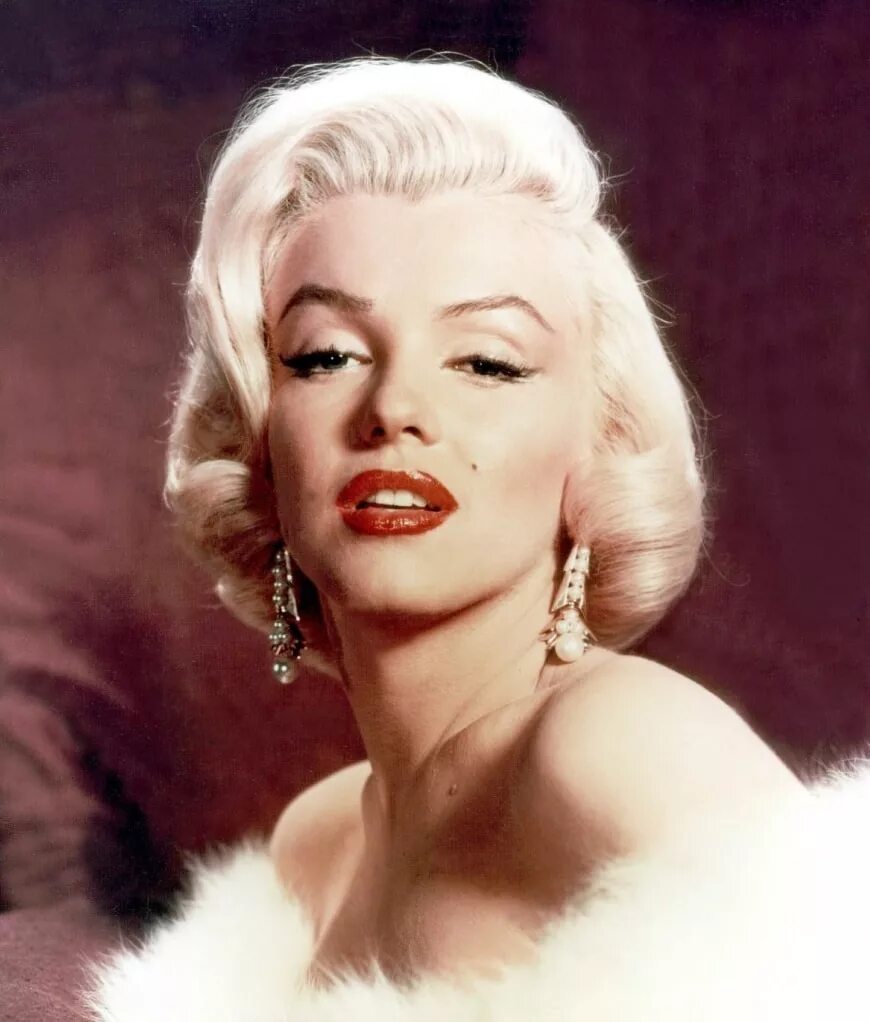 Monro com. Мэрилин Монро. Мерлин Монро фото. Marilyn Monroe 1953. Автограф Мэрилин Монро.