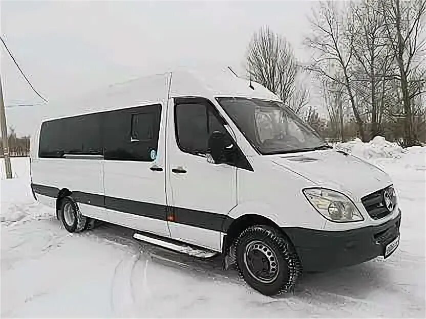 Работа водителем перевозка пассажиров. Автопарк микроавтобусов. Автопарк микроавтобусов. Пассажирские автобусные перевозки. Трансфер машина.
