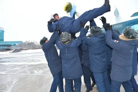 Летчики вернулись