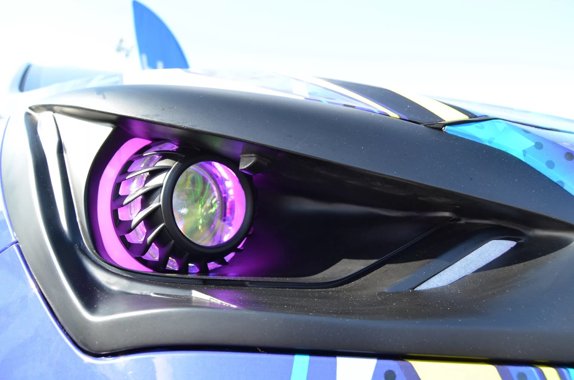 Глазки авто. Диодные линзы ke Mazda CX-5. Оптика Dragon Eyes Cruze. Dragon Eyes фары. Led линзы a80.