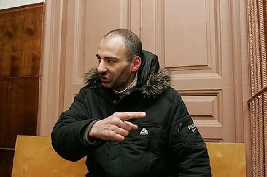 Сколько лет алексаняну