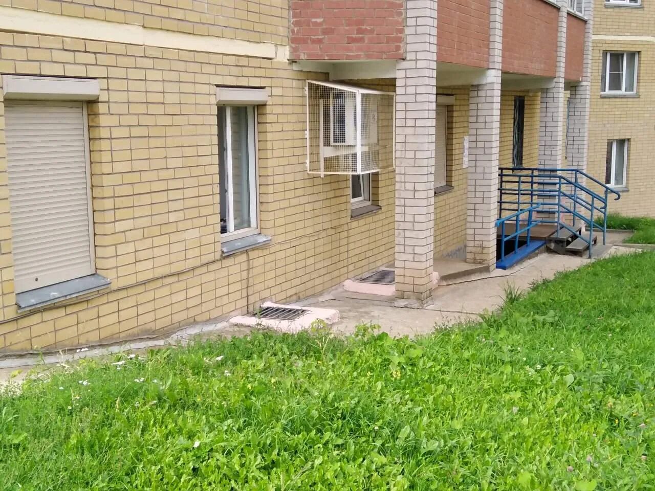 поликлиника 9 киров верхосунская. неврологический центр киров верхосунская. кардиологический центр киров. центр неврологии верхосунская 8. кардиология фото.