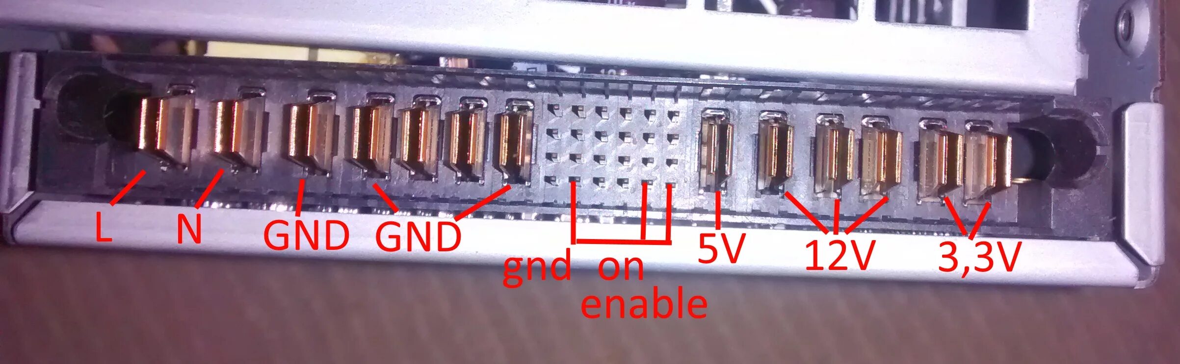 Hp 901764 001 блок питания подключение Копаем корейское ГУ. Часть 1: Подключение ГУ в домашних условиях (к БП компьютер