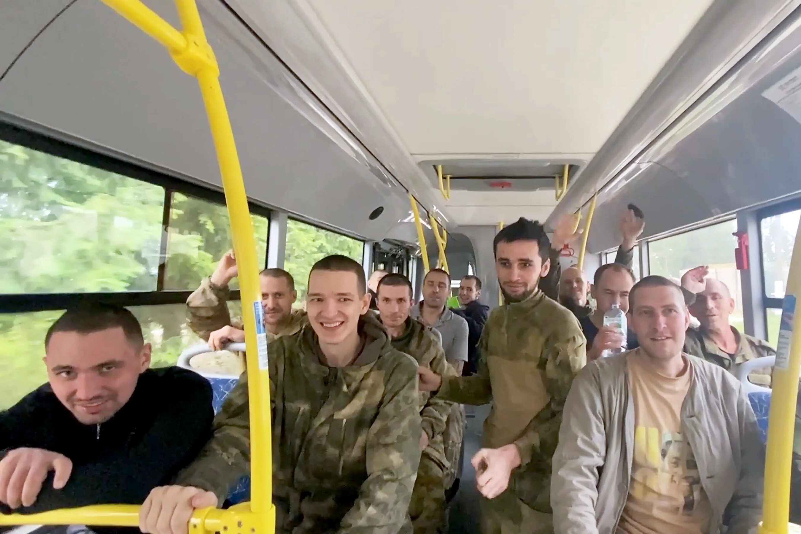 Бойцы чвк вагнера. Обмен пленными 95 на 95. Обмен пленными. Обмен пленными 95 на 95. Обмен пленными 95 на 95.