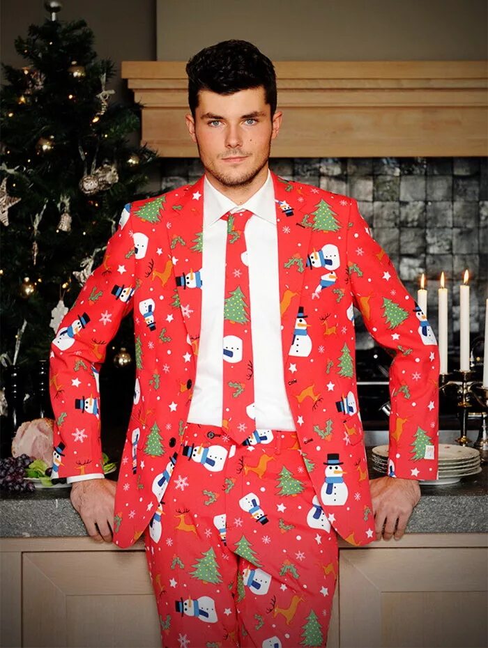 новогодняя одежда. человек в новогодней одежде. новогодний костюм мужской. новогодний костюм мужской. новогодняя одежда для мужчин.