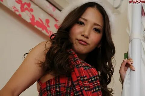 Maki tomoda