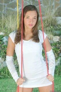 Rus pornosi: Ona oglining xatti-harakatidan norozi