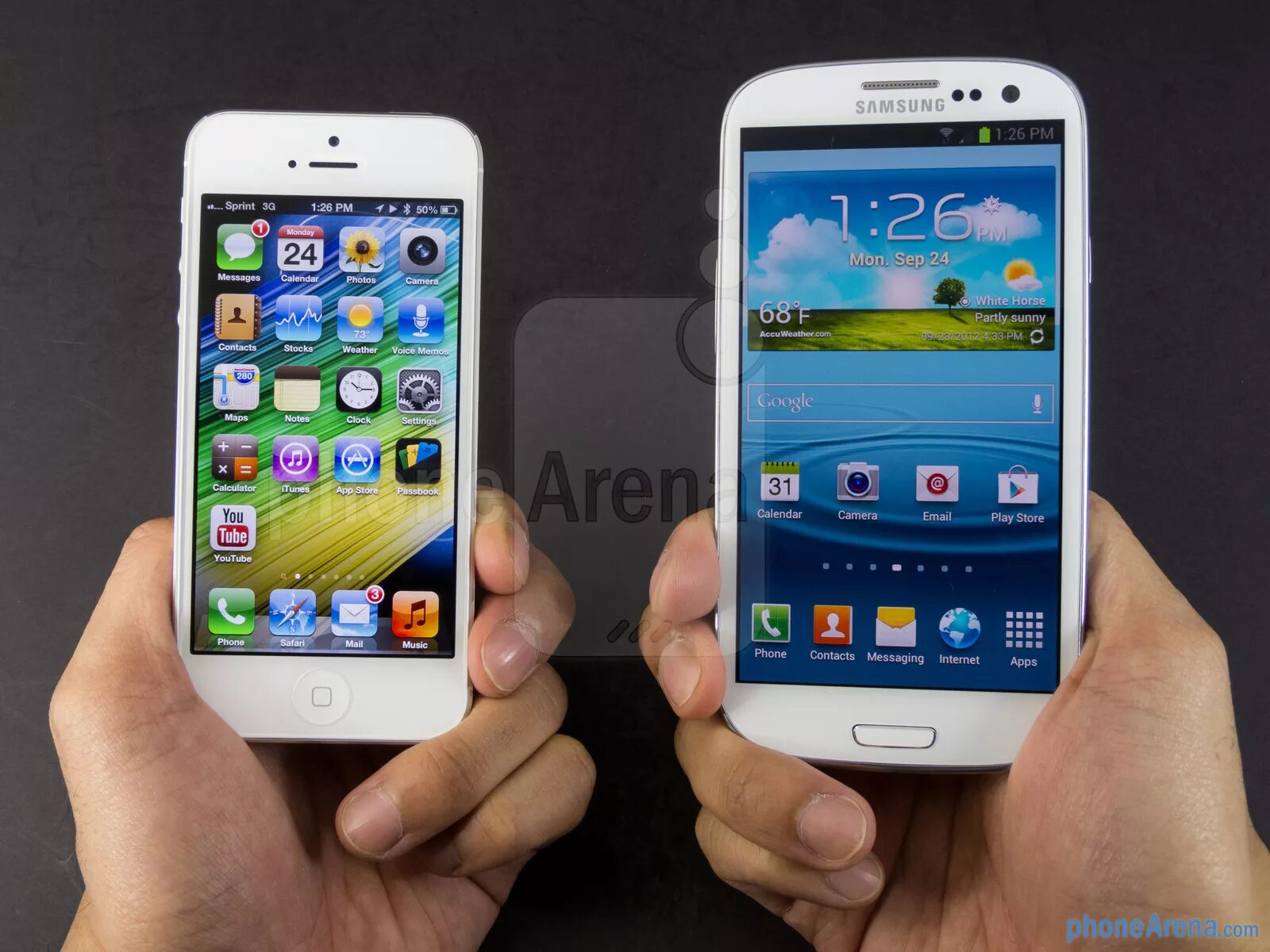 Какой смартфон лучше самсунг или айфон. Iphone 5 vs samsung galaxy s3. samsung galaxy s4 vs iphone 5s. samsung apple iphone 5. самсунг самсунг самсунг самсунг айфон.