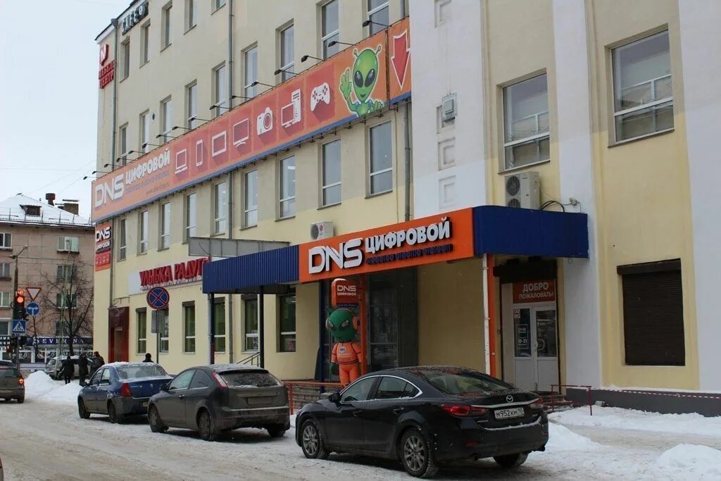 закрытый салон связи. улица ровио 17 петрозаводск. магазин саморезик фото. ленторг магазин. тц кей петрозаводск.