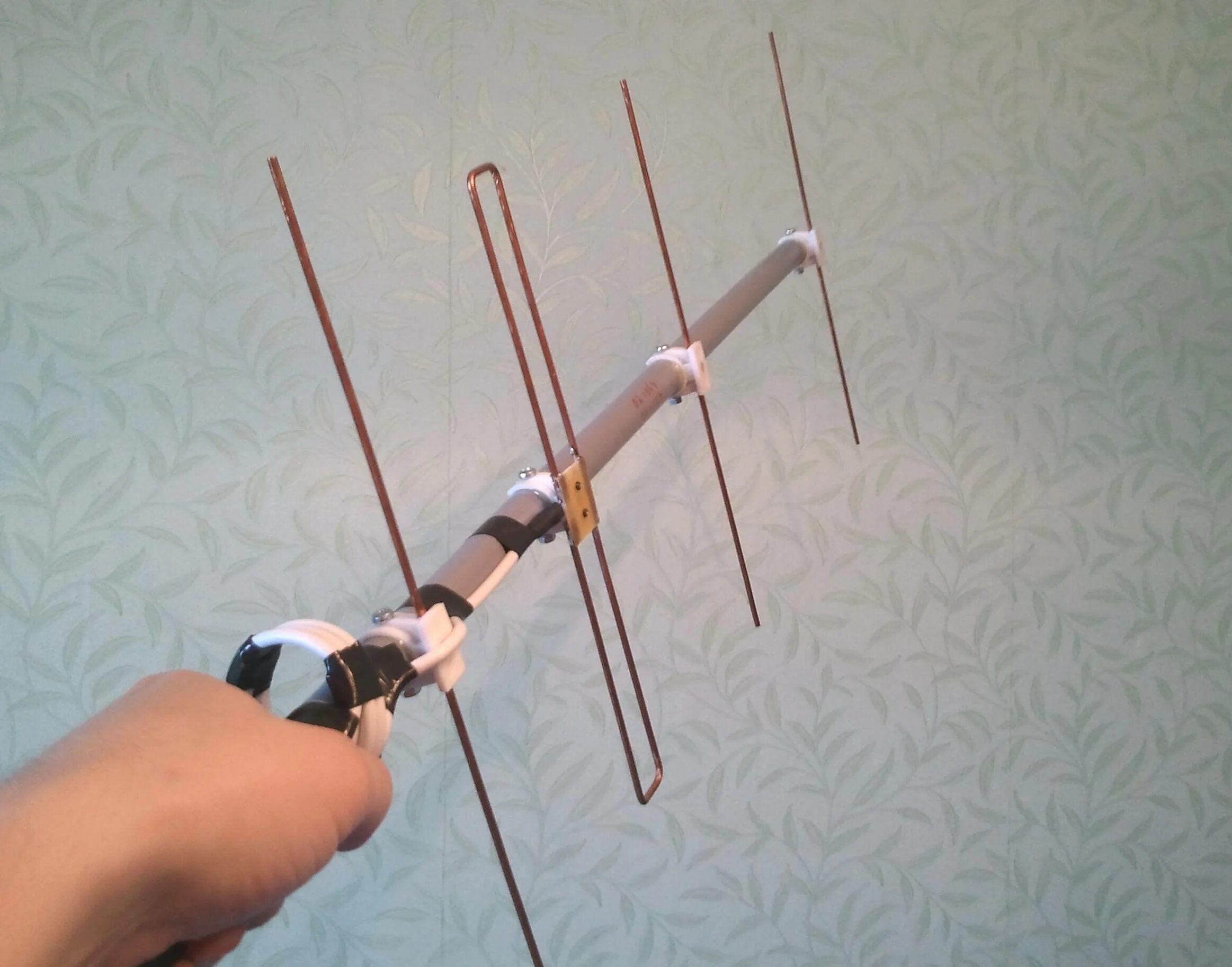 Как сделать антенну бабочка Diy tv antenna, Digital antenna, Hdtv antenna