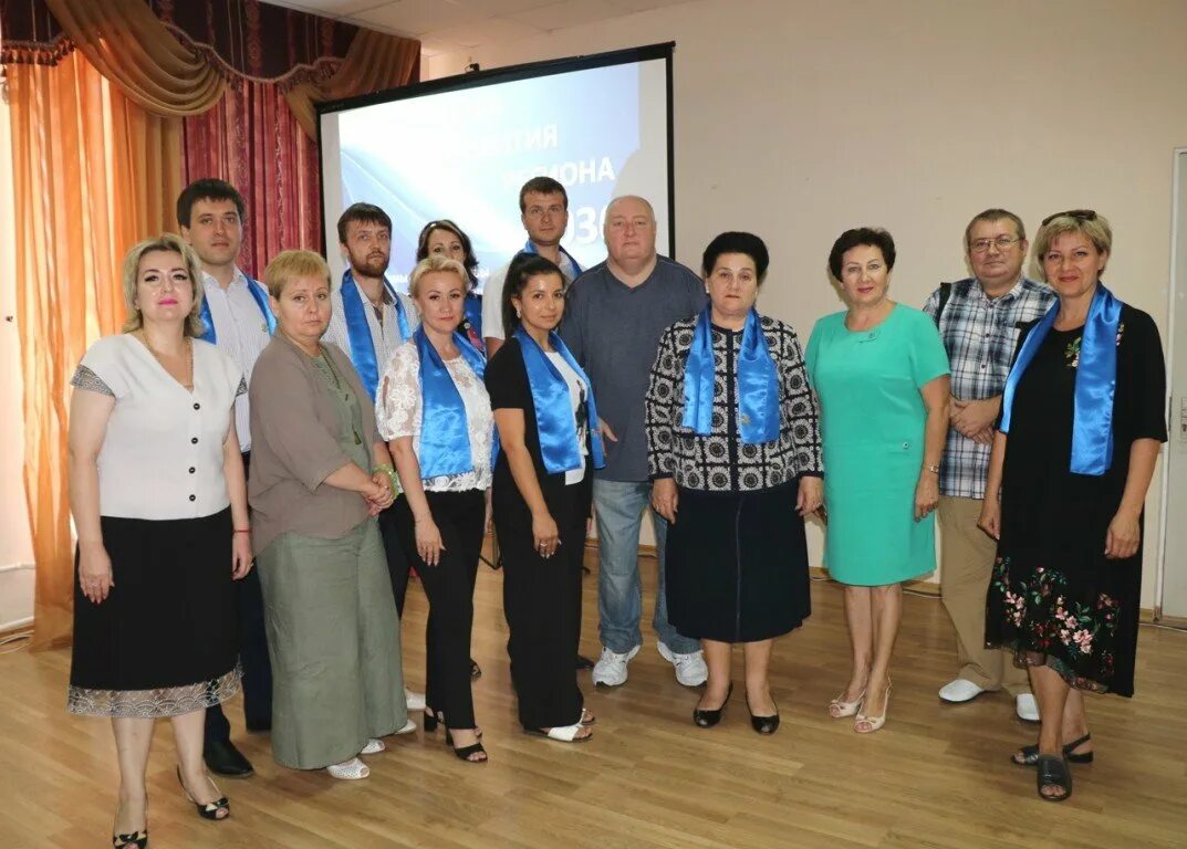 Начальник управления образования Новокубанского района. Управление образования Новокубанский район. Глава город Новокубанск фото. Управление образования город Новокубанск. Новокубански ру