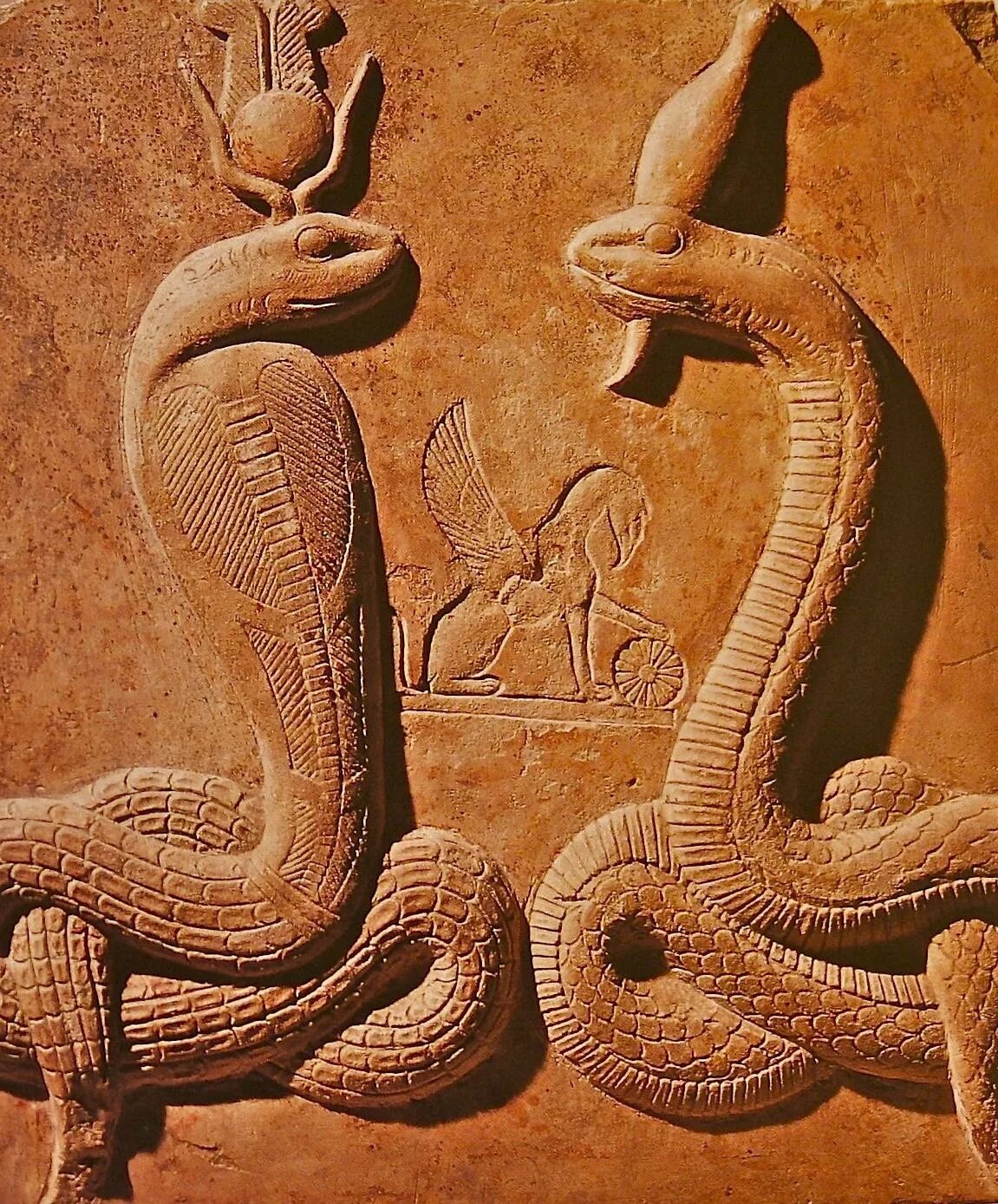 Кот и змея в древнем египте. Богини-кобры уаджит. уаджит древнего египта. уаджит богиня. кобра уаджит в древнем египте.