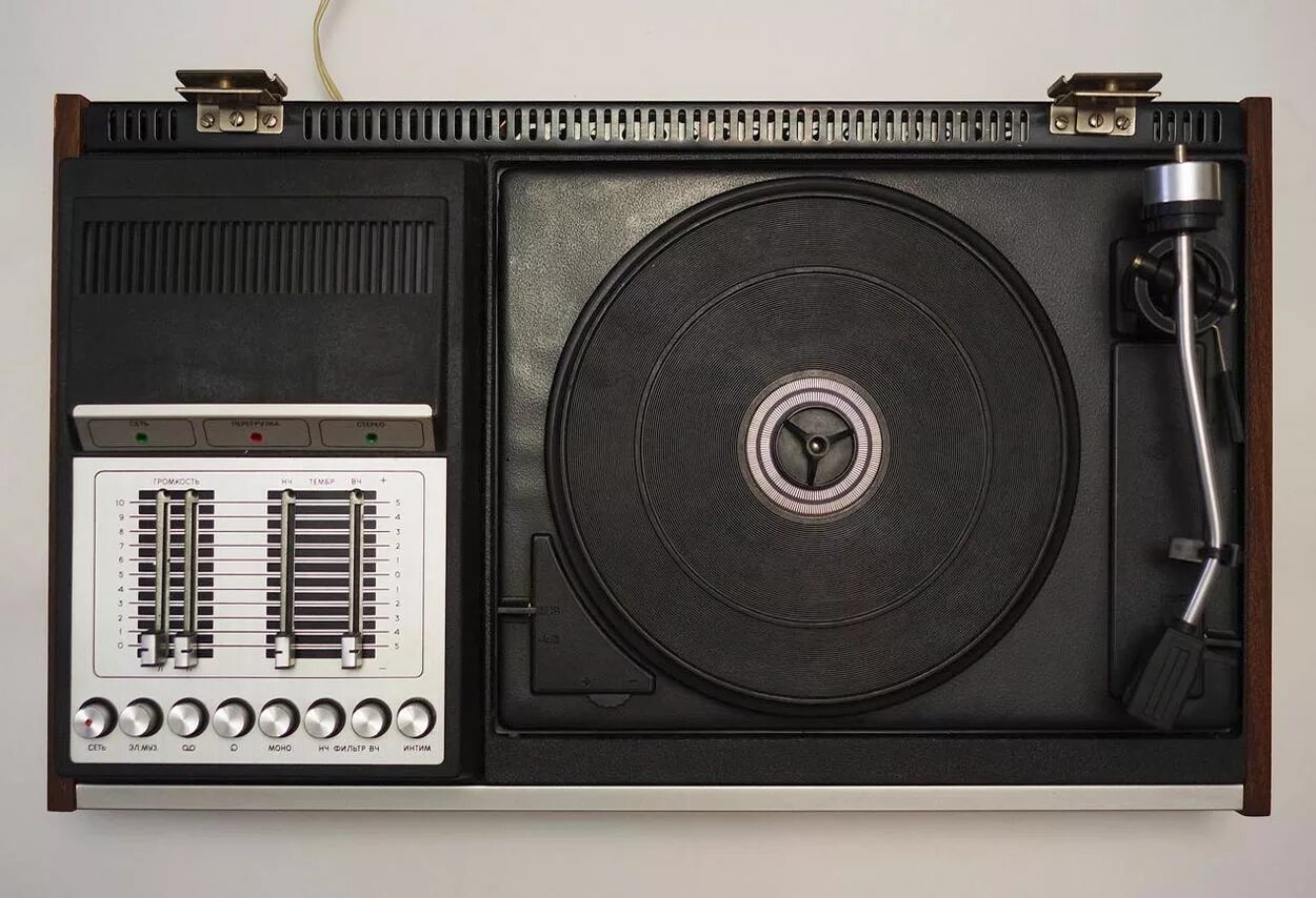 М стерео. Radiotehnika проигрыватель пластинок 103. радиотехника 103м стерео. электрофон melodija 103. радиотехника мелодия 103.
