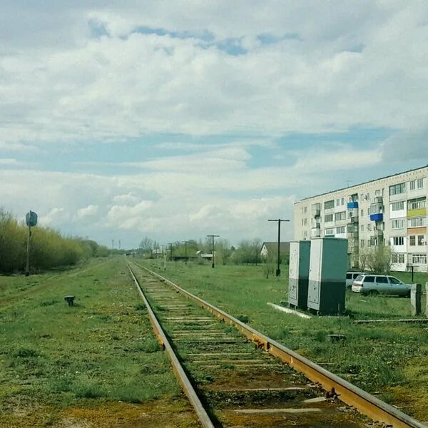 Саратовская область калининск район погода. Город Калининск Саратовской области. Калининск парк. Калининск автостанция.