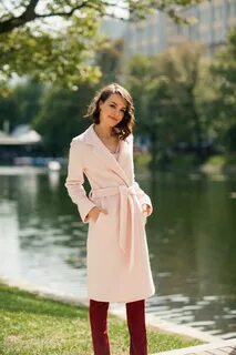 Верхняя одежда на весну для женщин