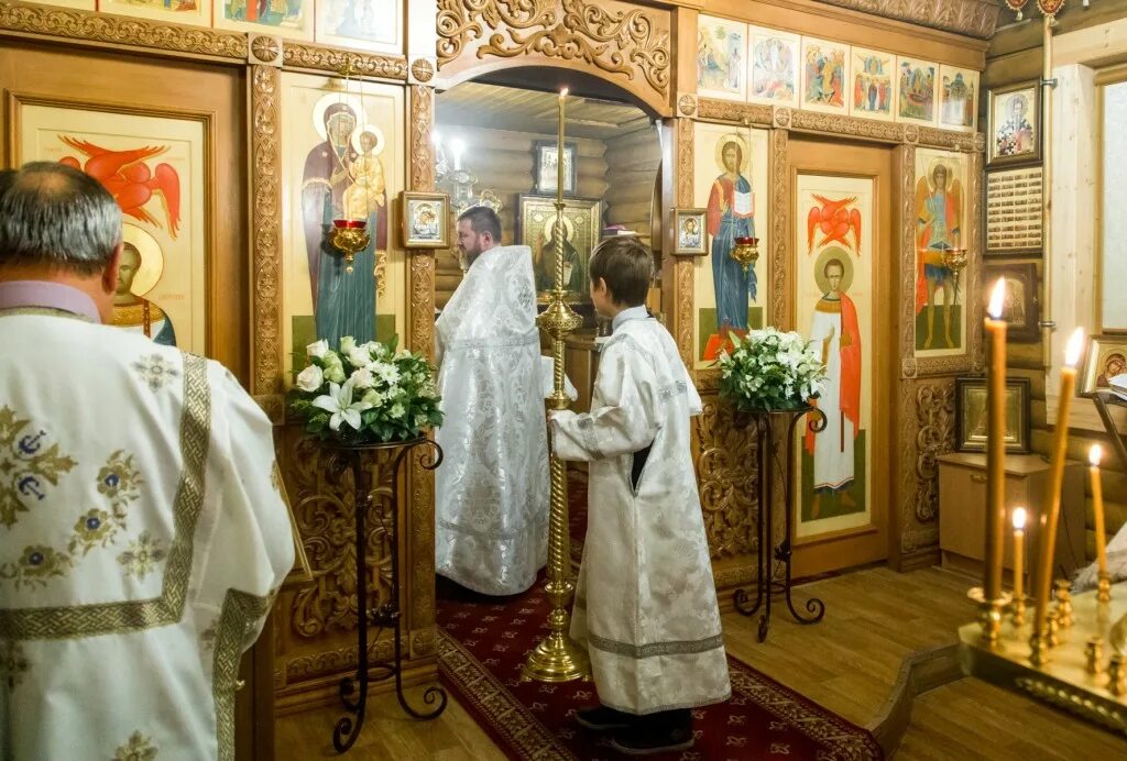 Храм архангела михаила в твери. Храм архангела михаила с михайловка саратовская область. Храм в алупке архангела михаила настоятель. Церковь святого архистратига михаила аткарск. Храм архангела михаила новочеркасск настоятель.