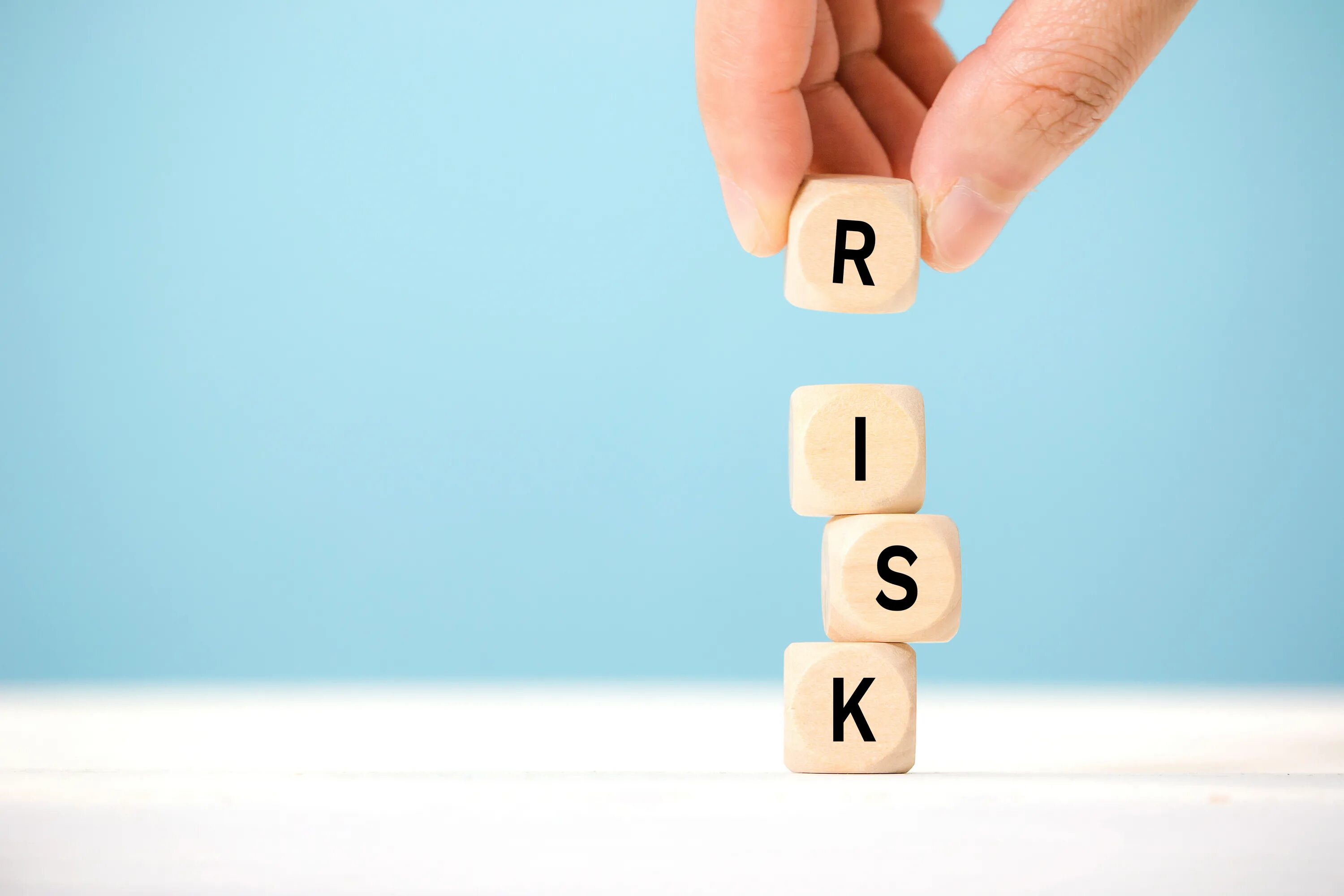 Риски бизнеса картинки. Риск кубики. Финансовые риски картинки. Маркетинговые риски картинки. Business risk