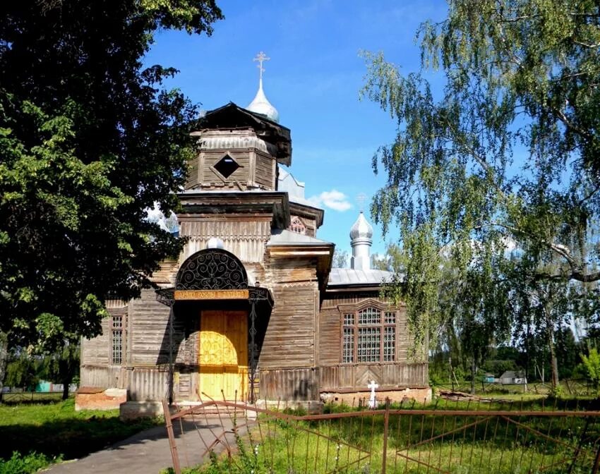 Погода в долженково обоянского района. Курская область Обоянский район село Косиново. Косиново. Церковь Космы и Дамиана.. Село Косиново Обоянского района Церковь. Церковь в Долженково Обоянского района.