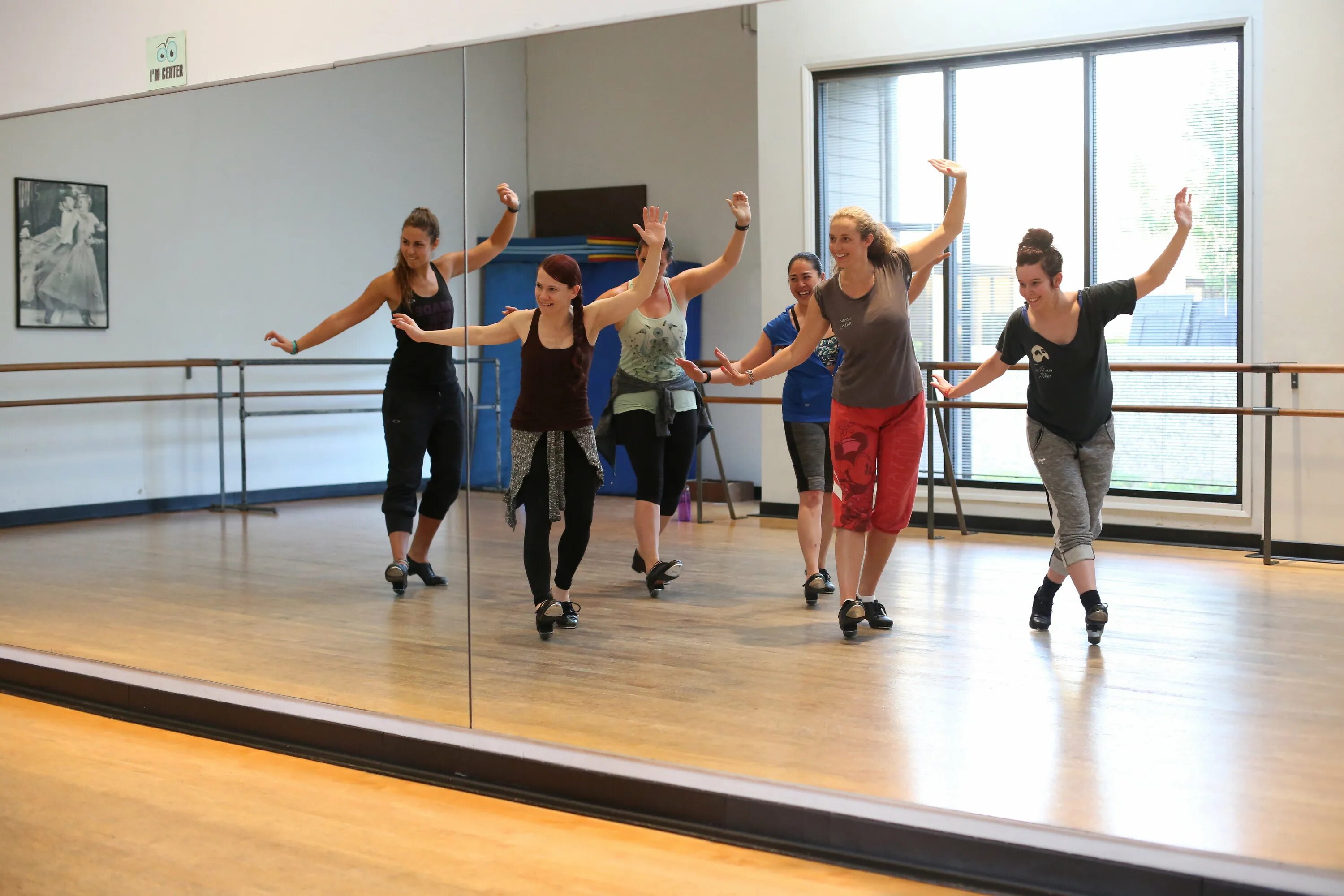 Acting classes dance classes. Dvd. тэп-дэнс. мастер класс. tap dancing lesson. the tony danza tapdance extravaganza. the tap dancing numbers: beg.