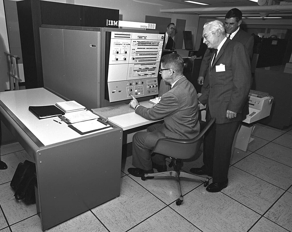 Компьютер IBM System/360. Компьютер третьего поколения IBM 360. IBM System/360 1964. Третье поколение поколение ЭВМ IBM—360,. Создание ibm